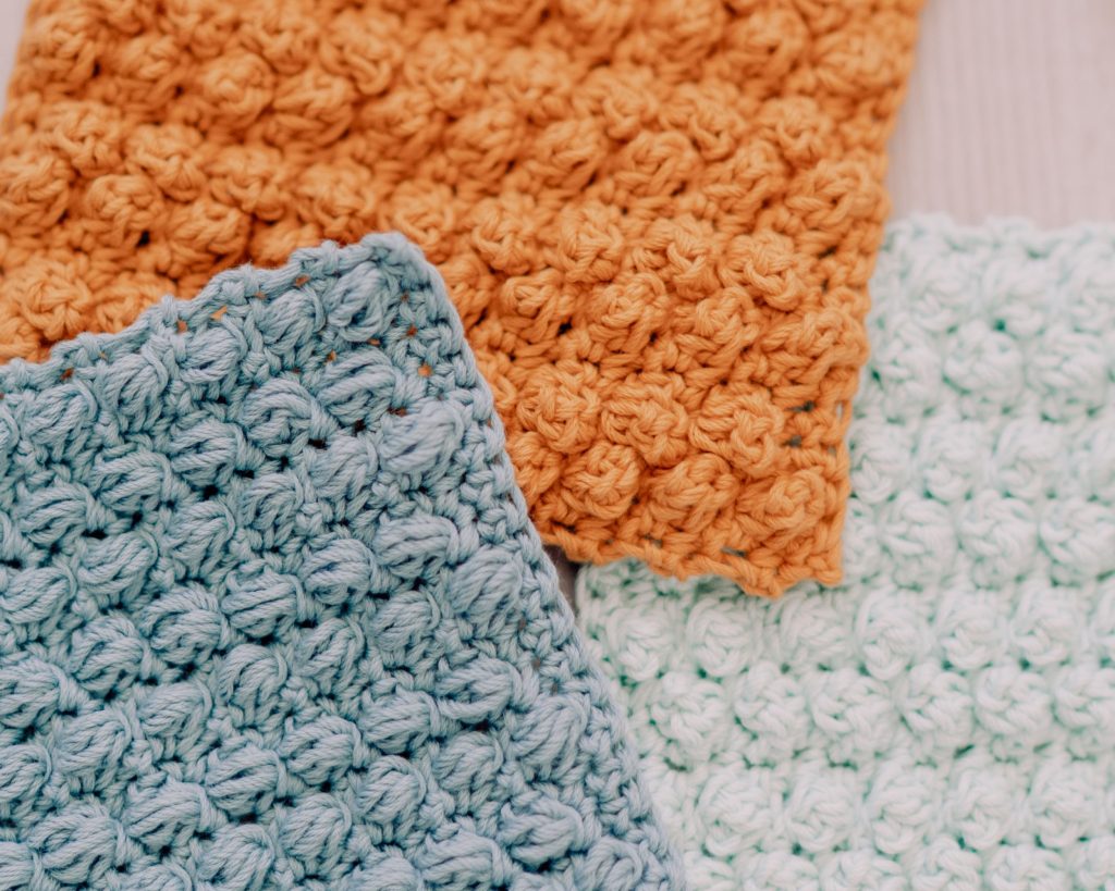 Puntos bodoque en ganchillo cómo diferenciar punto puff, punto piña y punto paloma