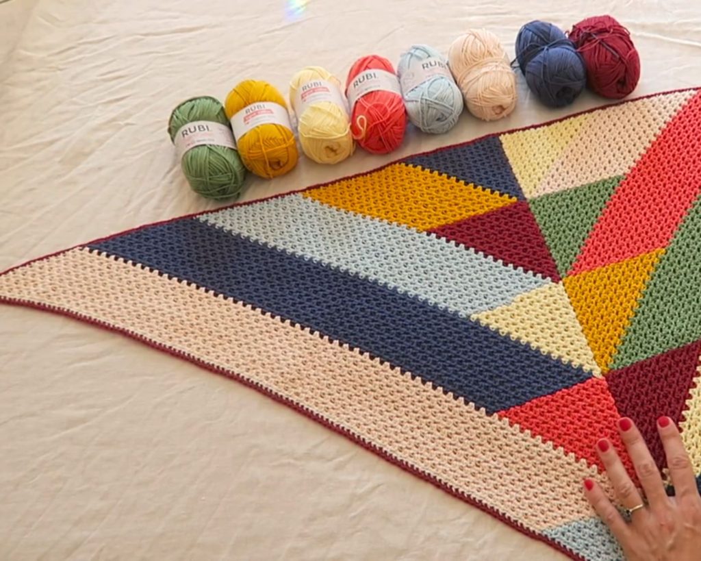 Qué es la técnica de intarsia en crochet y por qué te enamorará
